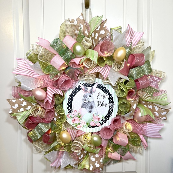 Handmade Spring or Easter Bunny Prelit Ribbon Wreath 22 in LED W21 - Picture 9 of 10